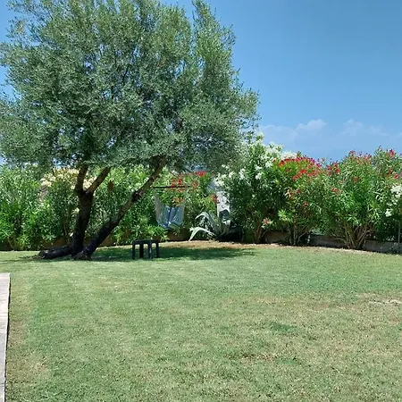 בית נופש Gecko, Arillas *